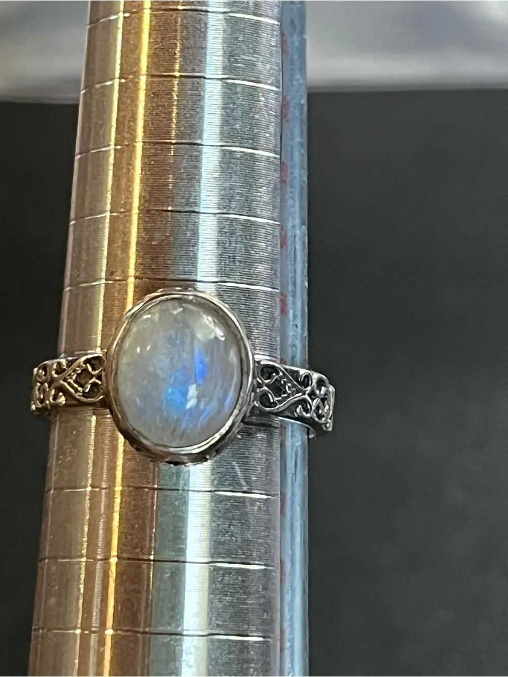 Sterling Silver Moonstone Ring - White w/ blue flash. Decorative band. Sz 8